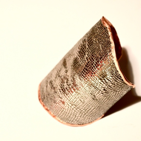 Silver SnakeSkin Leather Cuff Bracelet 4” Wide Handmade Boho Statement Gift - Picture 2 of 8